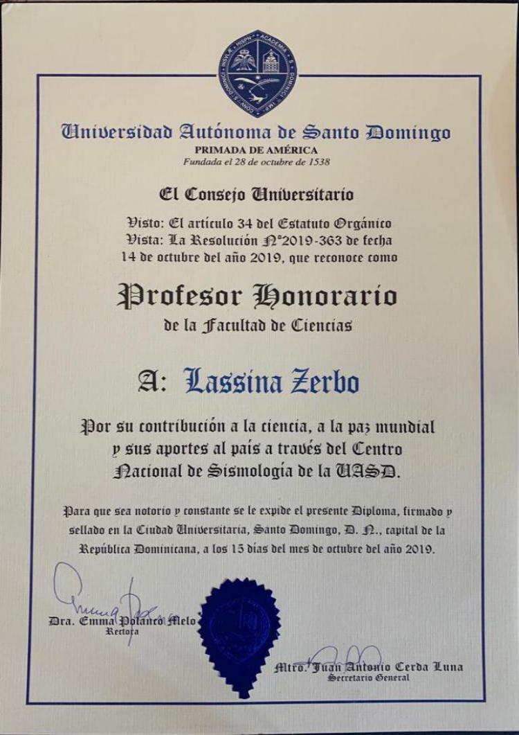 buy degree from the Universidad Autónoma de Santo Domingo